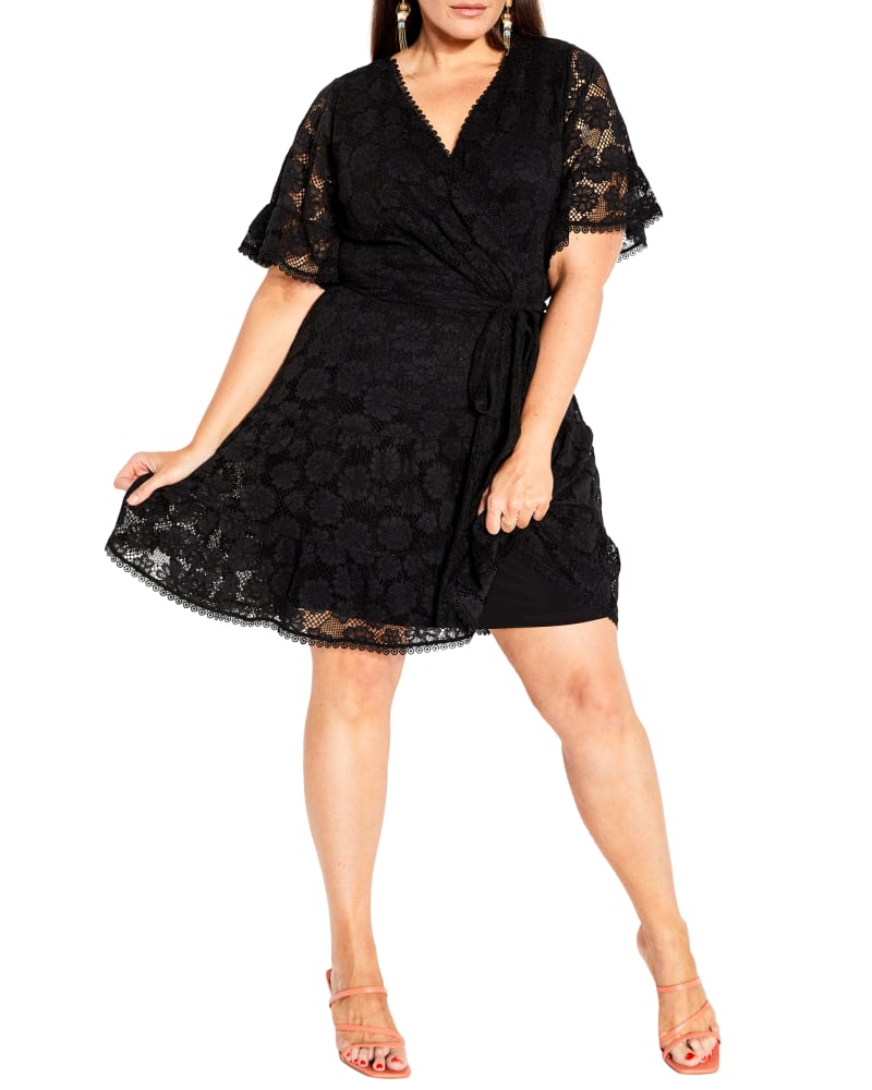Front of a model wearing a size S Kareena Garden Kisses Dress in Black by City Chic. | dia_product_style_image_id:297890